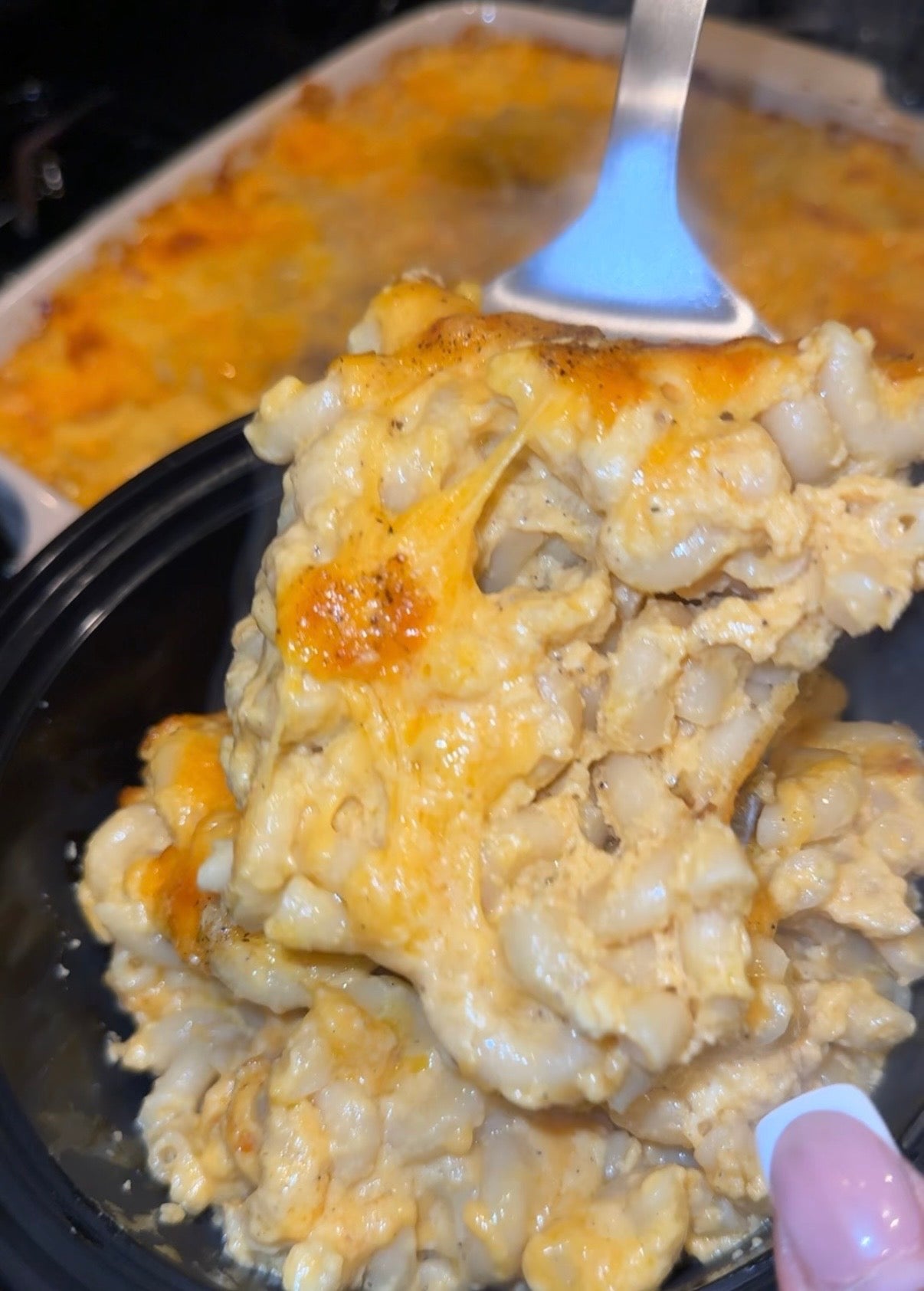 Creamy cheesy baked mac & cheese recipe