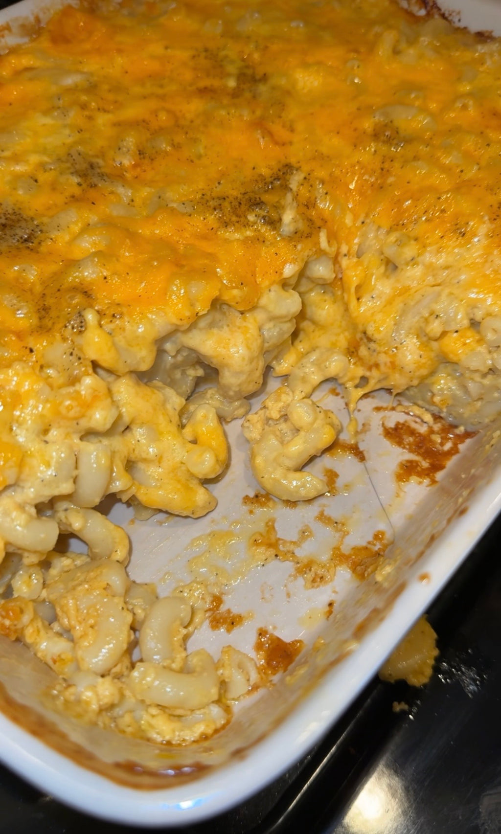 Creamy cheesy baked mac & cheese recipe